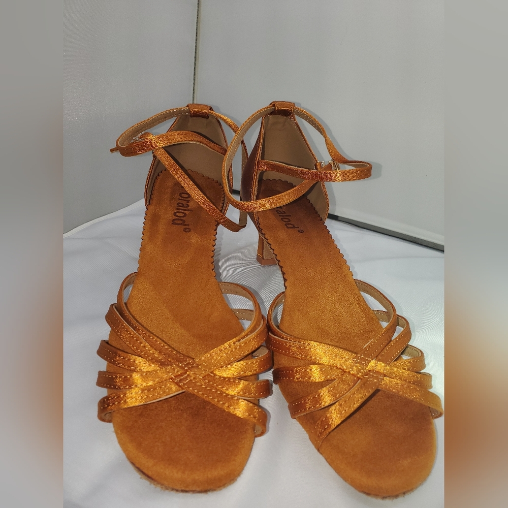 Size 11 pleather heels